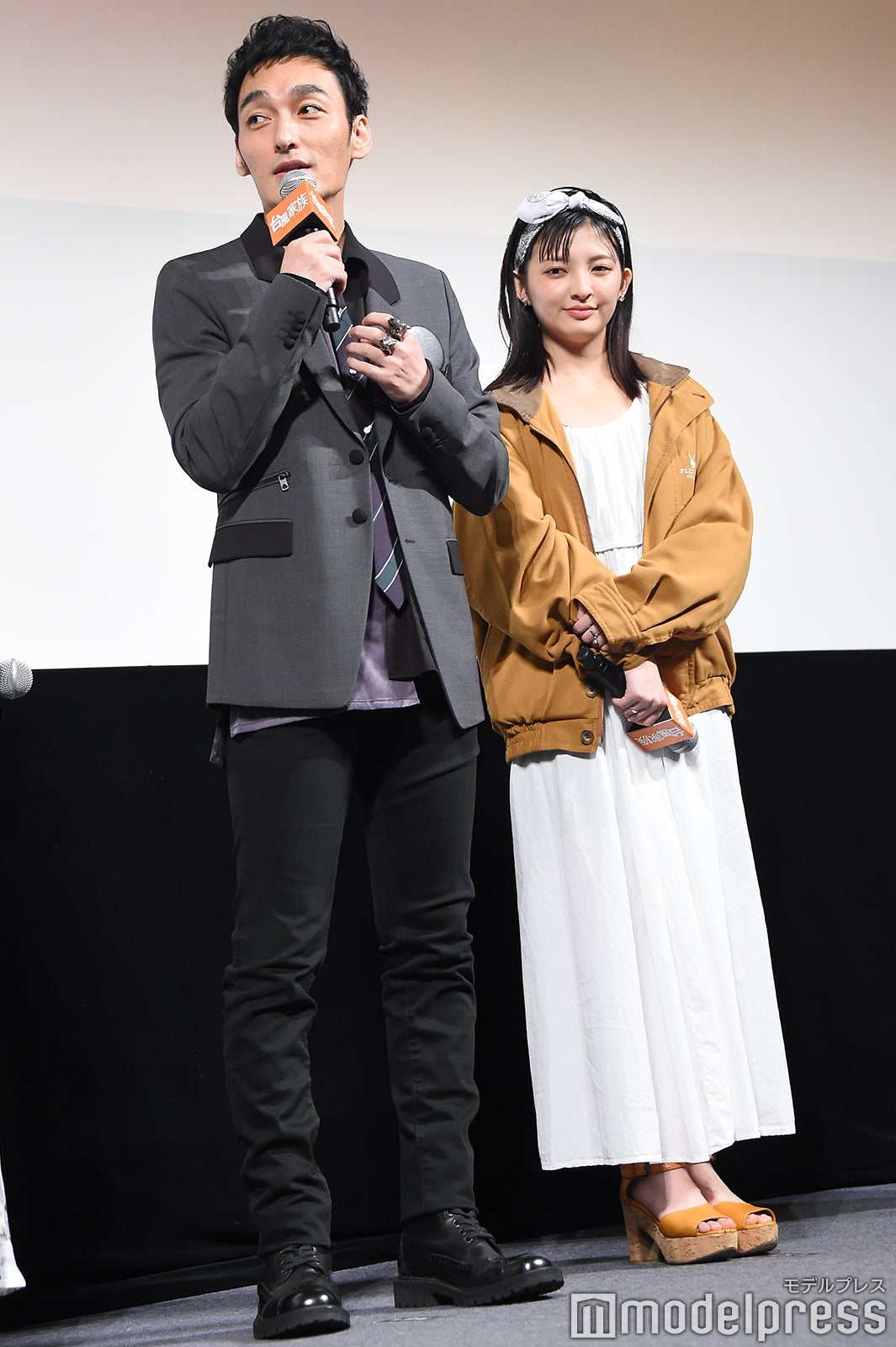 草なぎ剛、甲田まひる （C）モデルプレス