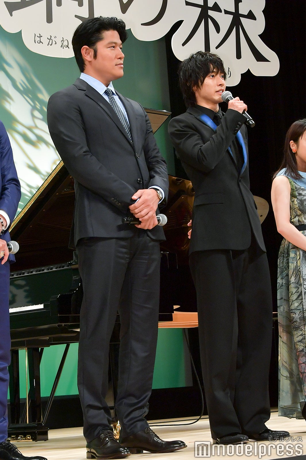 鈴木亮平、山崎賢人 （C）モデルプレス