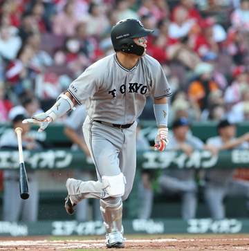 巨人 一時同点打を放った大城「やっぱり悔しい」 投手陣の総力戦を懸命リードも延長十一回に痛恨のサヨナラ負け…