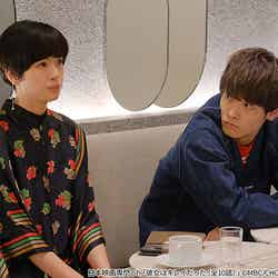 （左から）佐久間由衣、赤楚衛二／「彼女はキレイだった」（C）MBCCHO　SUNGHEEカンテレ共同テレビ