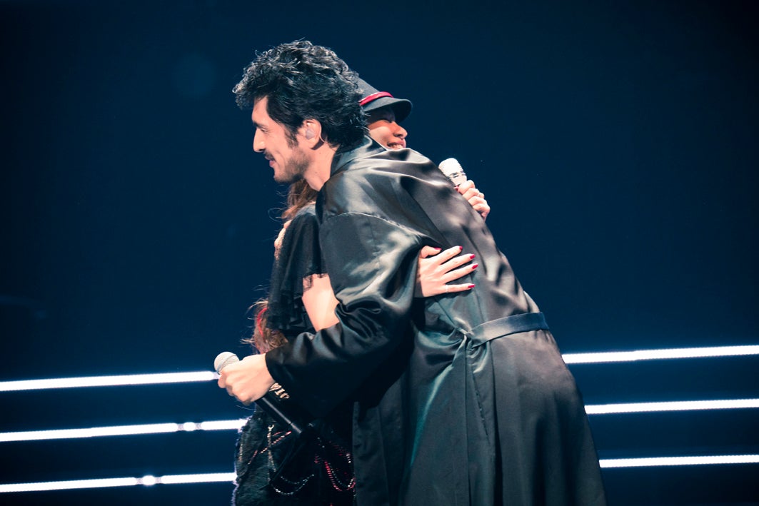 安室奈美恵with 平井堅／「WE ◆ NAMIE HANABI SHOW」前夜祭より（提供写真）