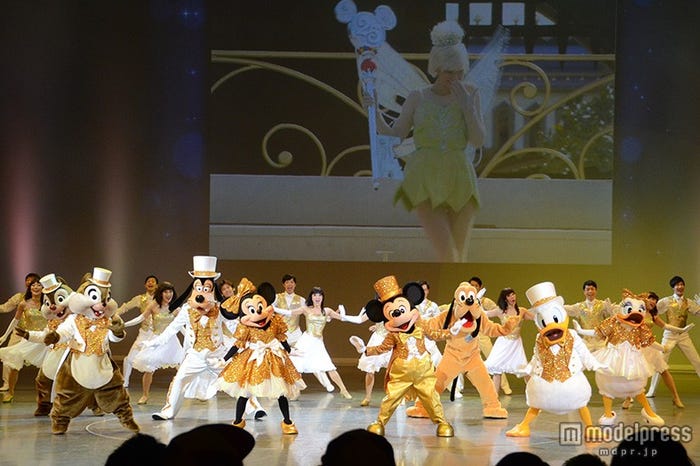 式典にて行われたオリジナルショー