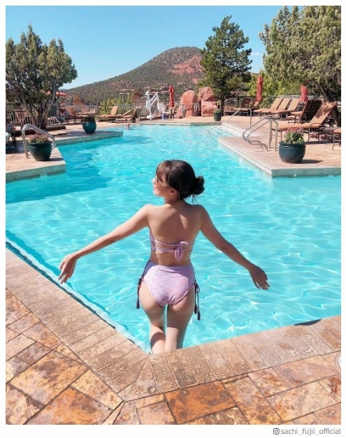 藤井サチ、美ボディあらわな水着ショットにうっとり「最高の後ろ姿」「惚れ惚れする」