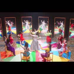 乃木坂46「しあわせの保護色」Music Videoより（提供写真）