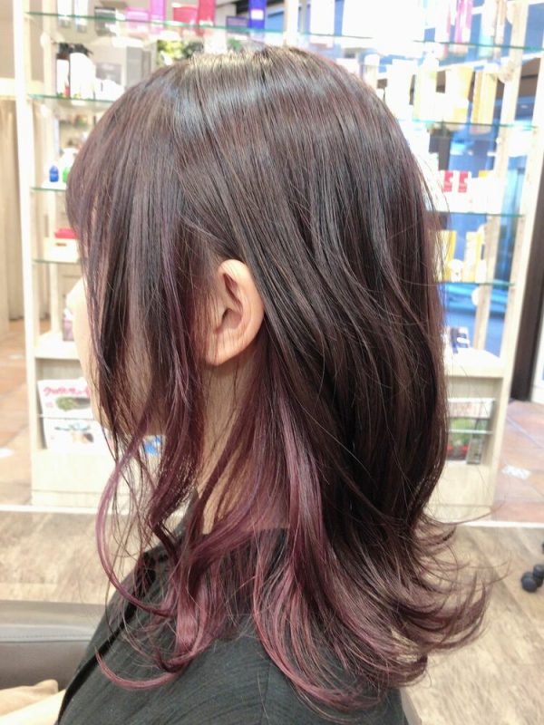 毛先ピンクがとっても可愛い 大人女子にしてほしい柔らかなポイントヘアカラー モデルプレス 毛先ピンクがとっても可愛い 大人女子にしてほしい柔らかなポイントヘアカラー モデルプレス