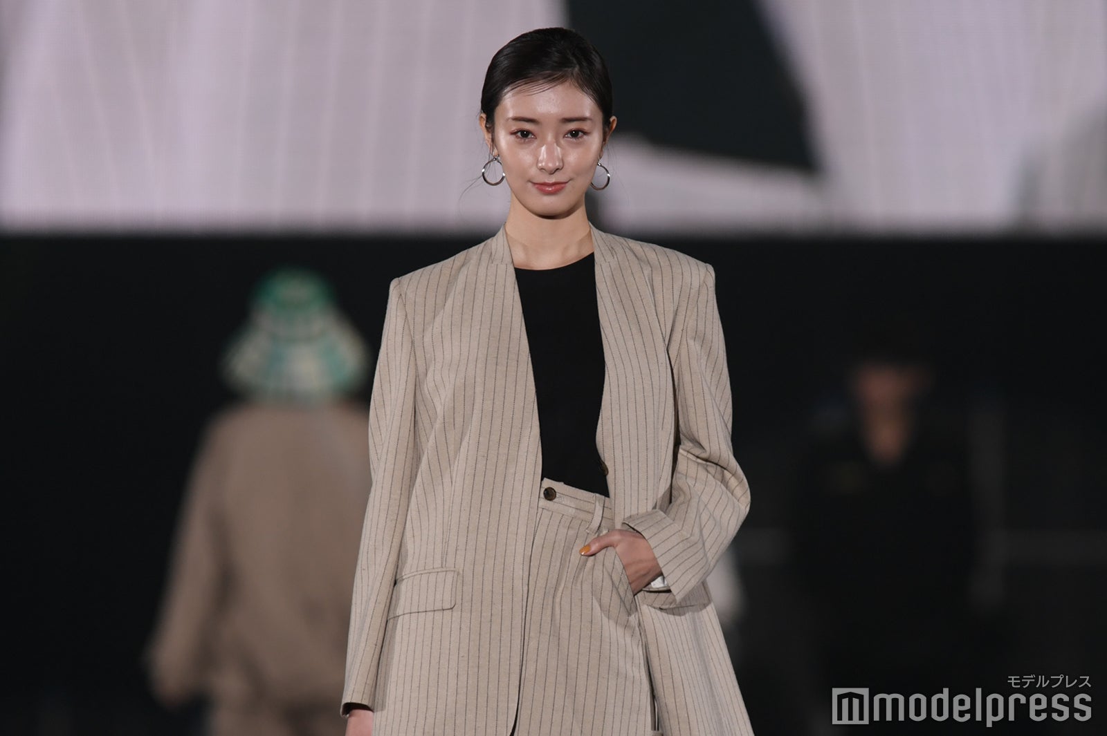 （C）モデルプレス