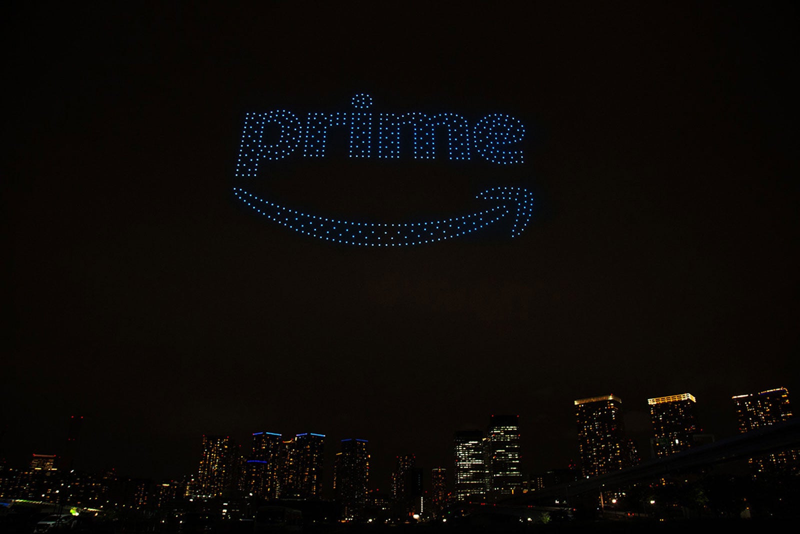 ドローンショーの様子（提供写真）