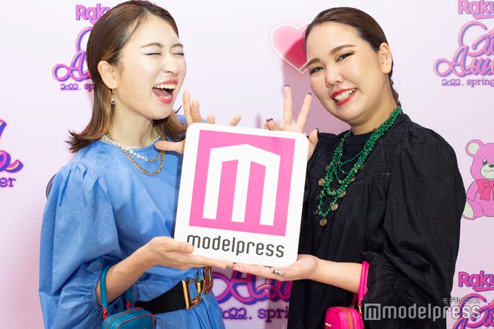 平成フラミンゴ(NICO、RIHO)(C)モデルプレス