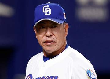 中日まさか 初回無死満塁の絶好機を逃す 22イニング連続無得点