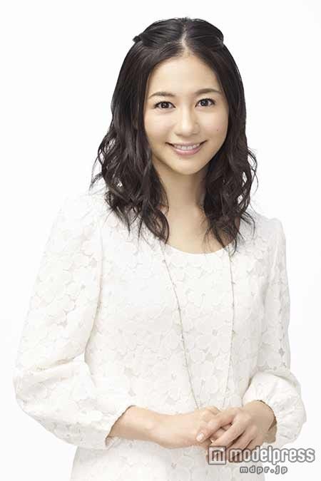 関根麻里