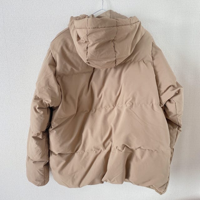 GU　アウター　ヒートパデッド　ブルゾン　後ろ
