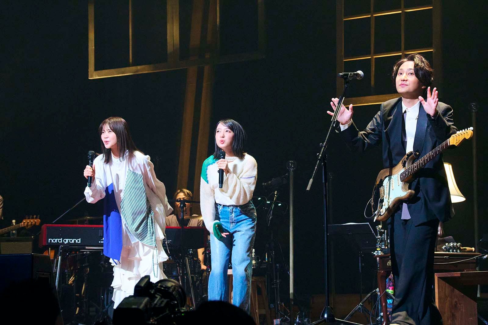 吉岡聖恵、上白石萌音吉岡聖恵「“yattokosa”Tour 2024-25＜kibi＞」カメラマン：板橋淳一／柴田和彦、取材・文：森朋之