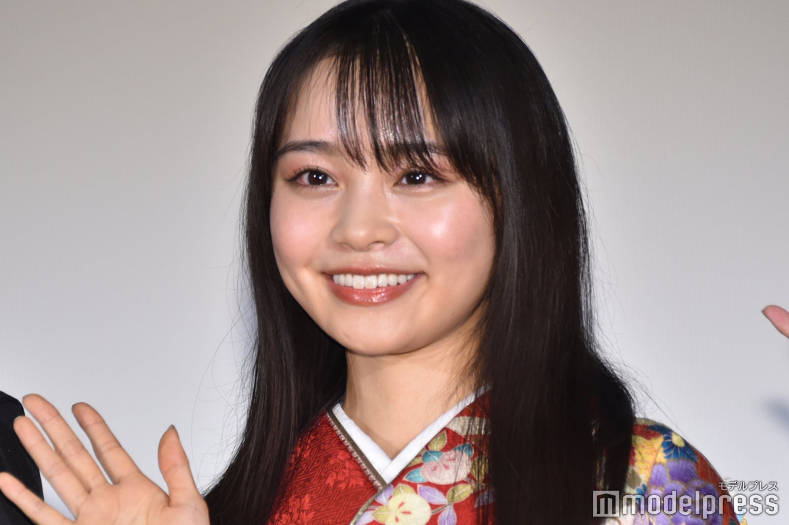 林芽亜里（C）モデルプレス