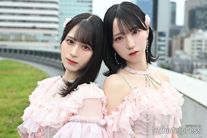 佐々木舞香、野口衣織(C)モデルプレス