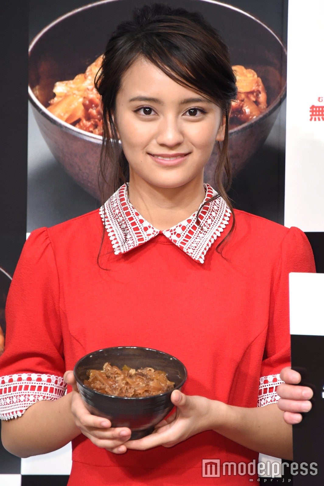 岡田結実、父・ますだおかだ岡田圭右の“偉大さ”痛感　家庭での素顔明かす