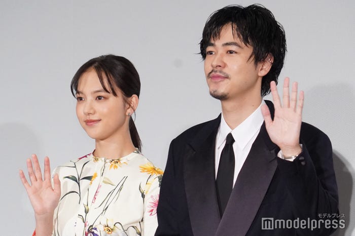 清原果耶、成田凌 (C)モデルプレス