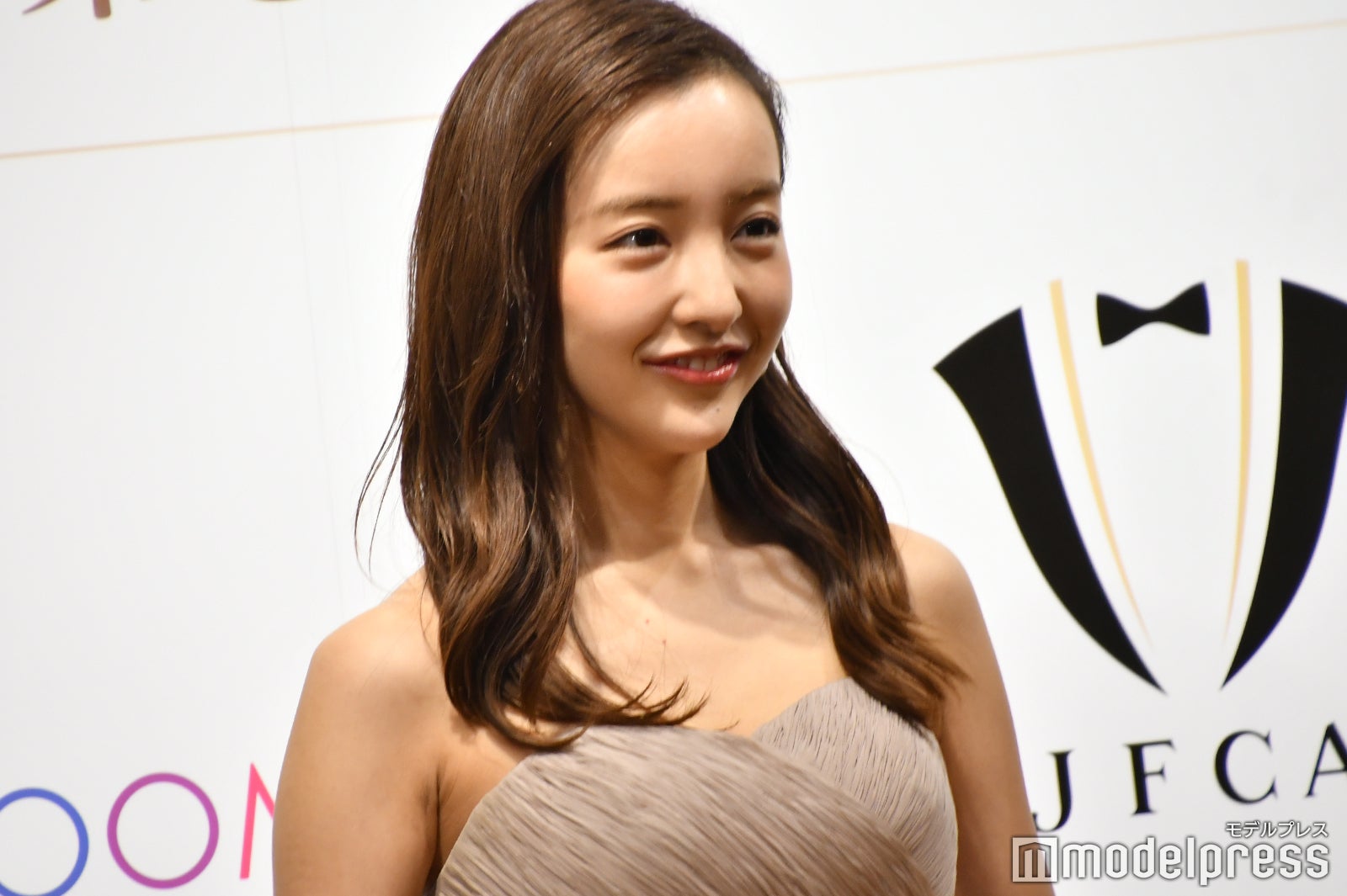 板野友美 （C）モデルプレス