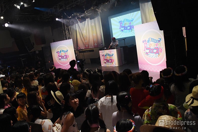 「最高に盛り上がりすぎてやっべぇぞ！夏LOVE Popteenフェス2015！！」会場の様子