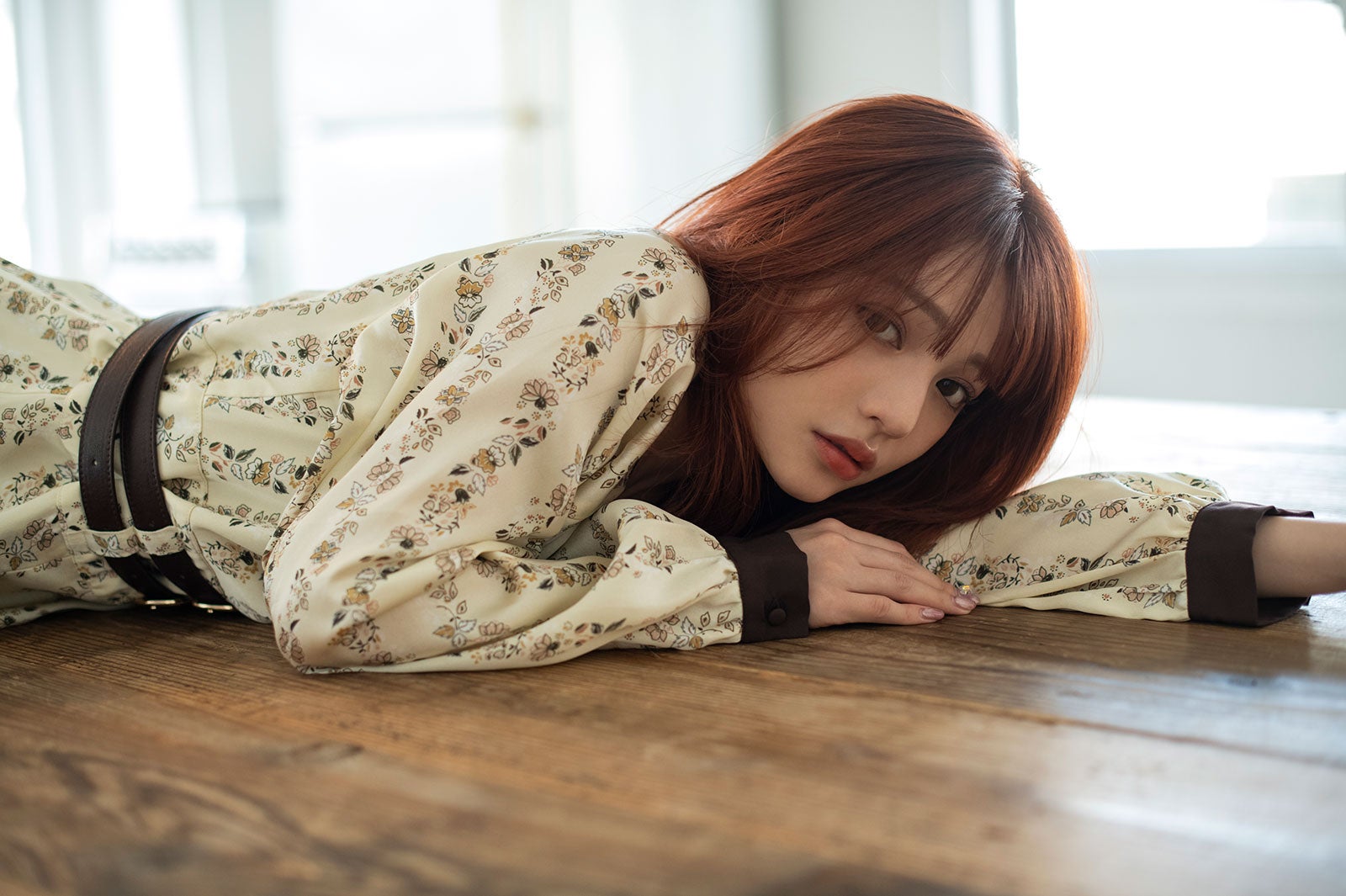 ちぃぽぽ、大人の色気醸す トレンドアイテムコーデ披露