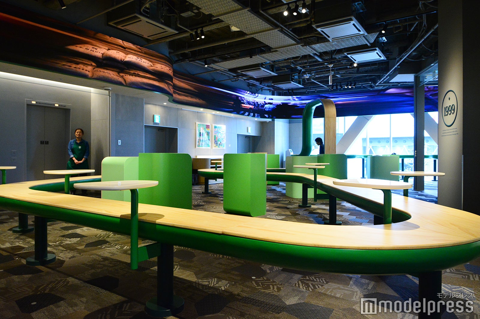 スターバックス コーヒー SHIBUYA TSUTAYA（C）モデルプレス