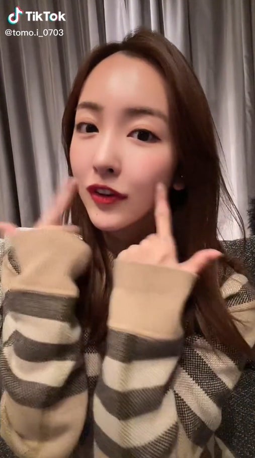 板野友美、なにわ男子「初心LOVE」ダンス披露「可愛すぎる」「待ってました」と歓喜の声