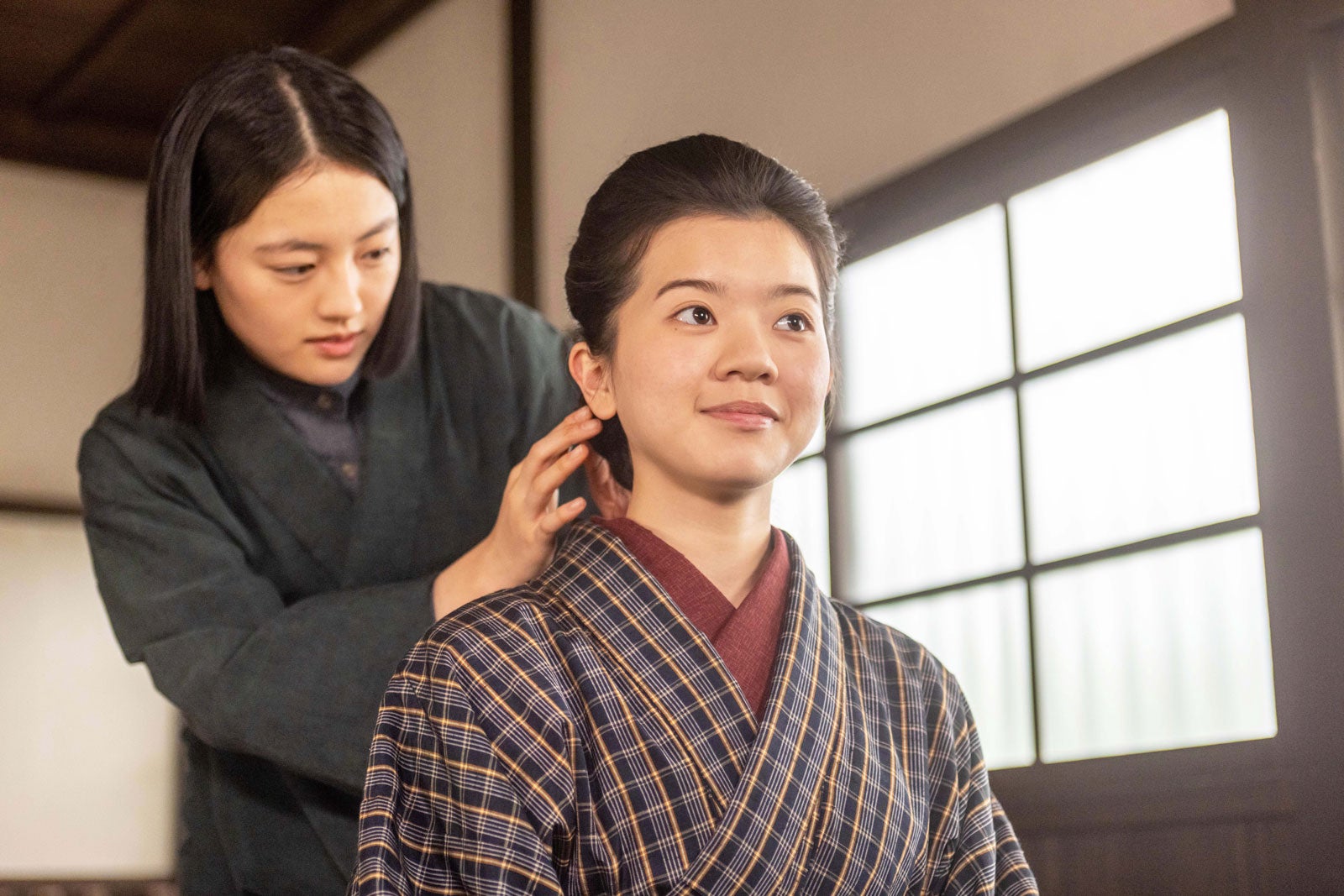 上坂樹里、原嶋凛「風、薫る」第27話（C）NHK