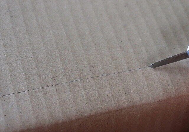 ダイソー　梱包・開封カッター　