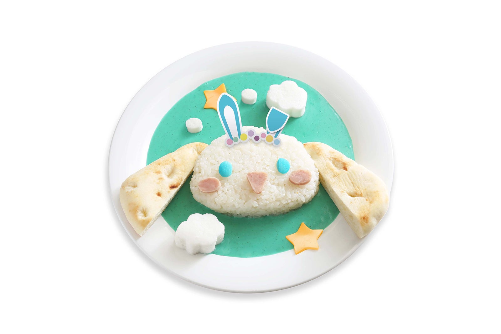 シナモン空飛ぶルーカレー（1,300円）※3月18日よりイースター限定うさみみ飾り付／画像提供：サンリオエンターテイメント