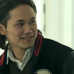 今井華と江の島デートに行った宮城大樹/「テラスハウス」1月25日放送回より(画像提供:フジテレビ)