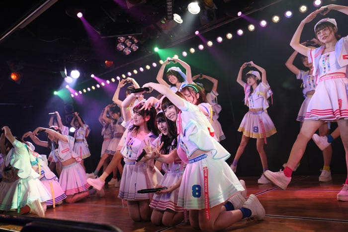 AKB48/「チーム8結成5周年記念特別公演」の様子(C)AKS