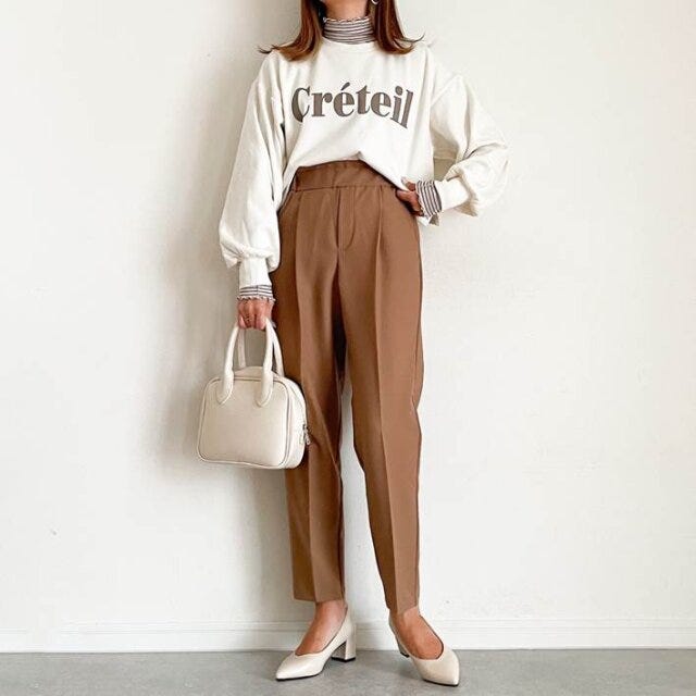 タートルネック　コーデ　スウェット