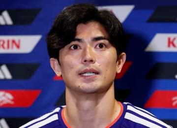「奥さんだったの？！」驚き反響の日本代表・谷口彰悟の女優妻 W杯開幕後初めてSNS更新 人気雑誌の表紙をそっと報告