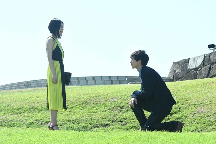 大西礼芳、坂口健太郎「ごめん、愛してる」より(C)TBS