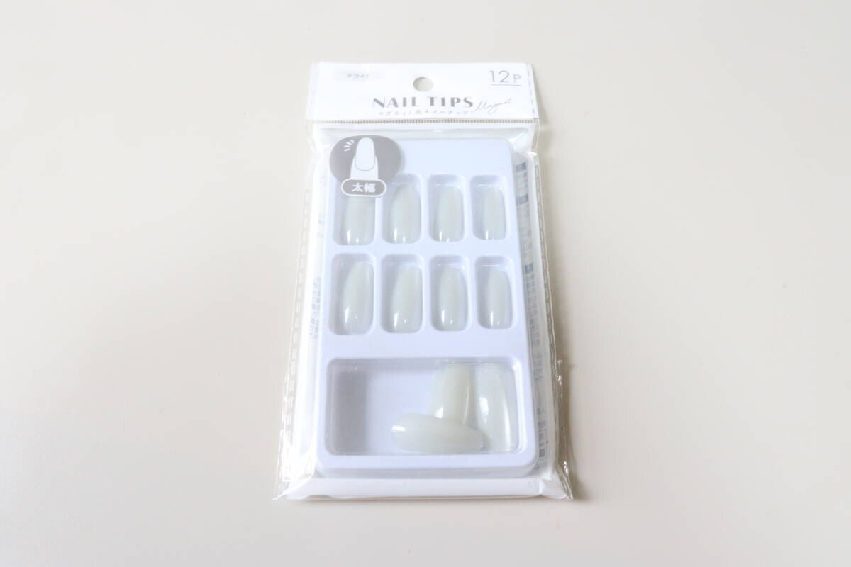 セリア　ネイルチップ