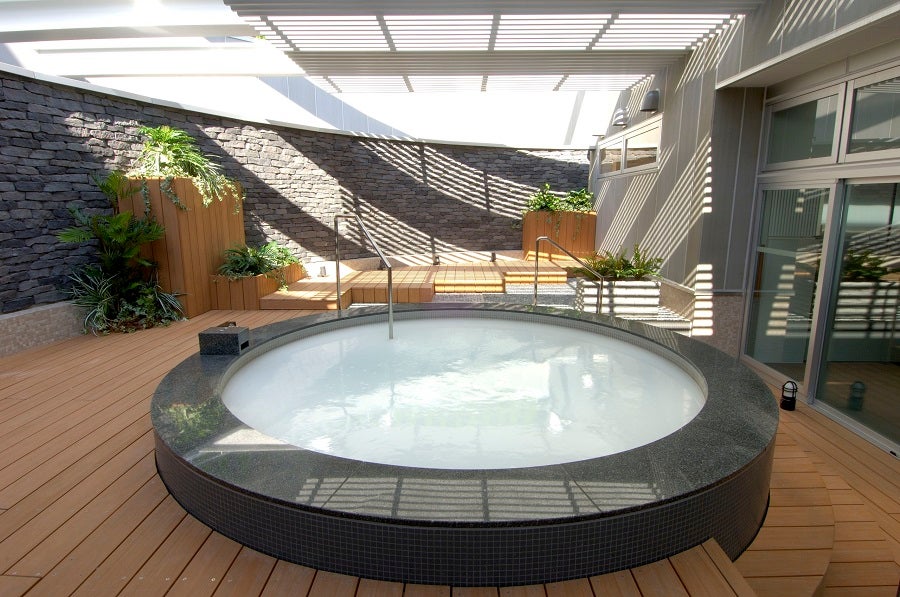 レスタ ホワイトイオンバス