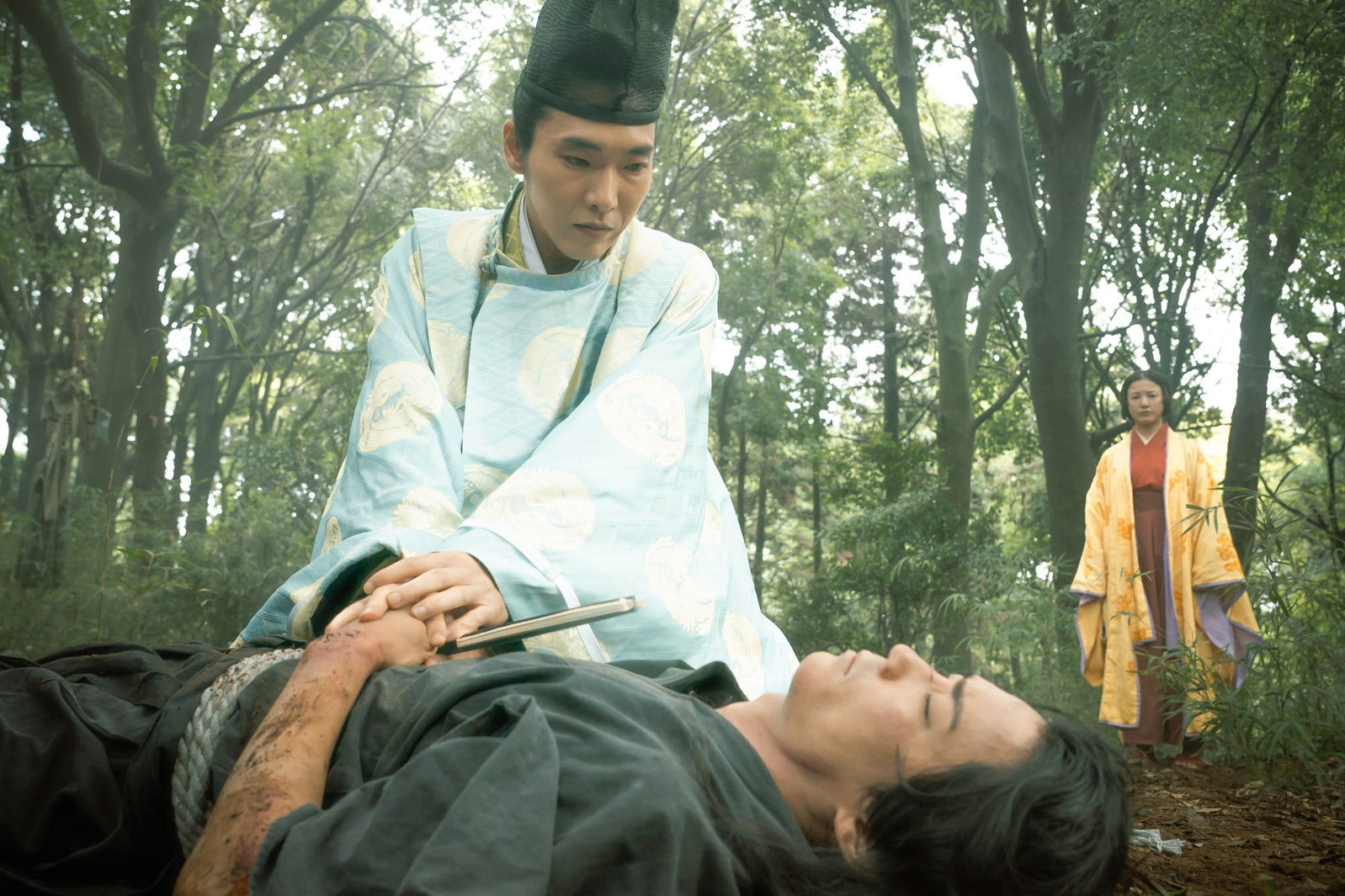 柄本佑、毎熊克哉、吉高由里子「光る君へ」第9話より（C）NHK