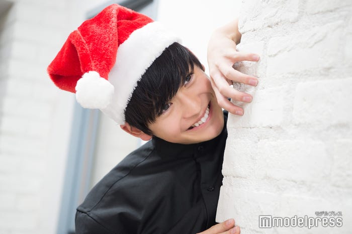 文哉サンタ/高橋文哉 (C)モデルプレス
