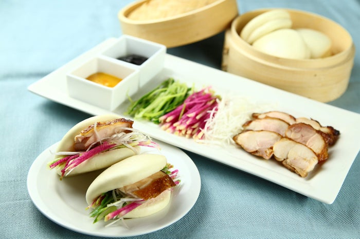 ローストチキンの蒸しパン包み／画像提供：きちり