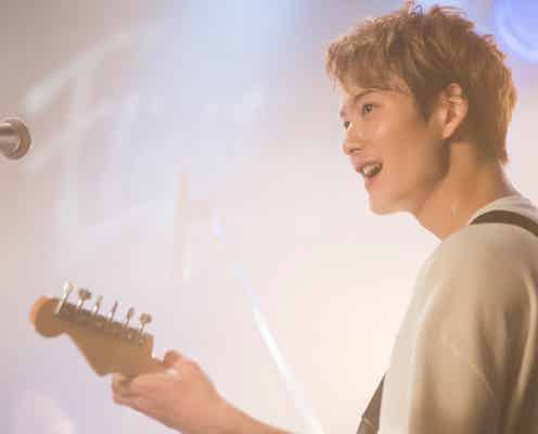 岡田将生、金髪バンドマンに 鉄拳原作「家族のはなし」実写映画化<コメント到着>