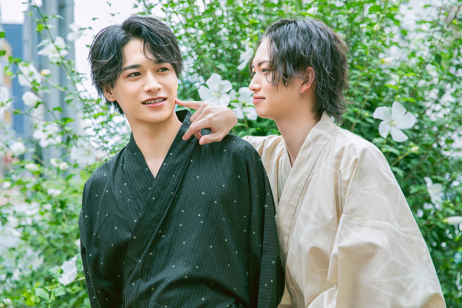 「恋オオカミ」綱啓永＆井上想良、浴衣仲良しショットも「一緒にいると安心できる」＜つな×そら＞