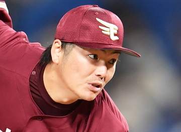 楽天 投手コーチ2人の退団を発表