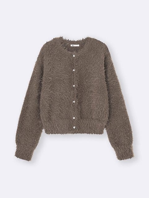 GUのシャイニークルーネックカーディガン