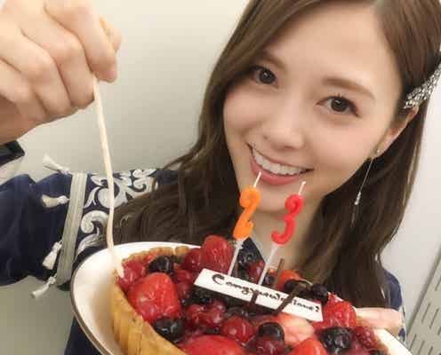 乃木坂46白石麻衣、写真集が“超異例”の記録更新 “食べ石さん”でお祝い