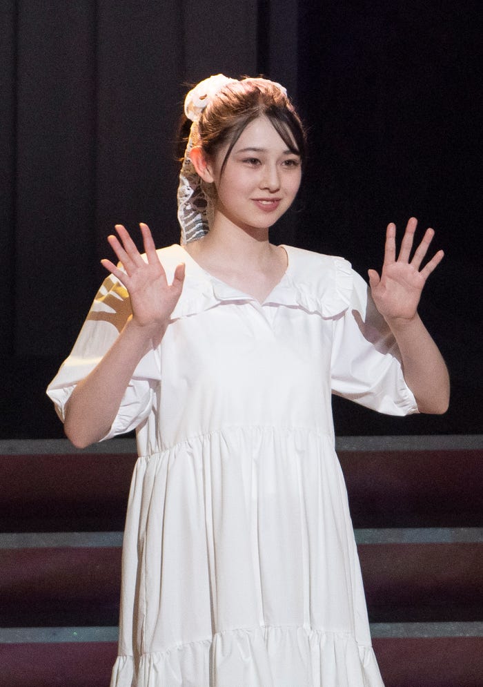 石川花(C)Seventeen/集英社、撮影/田﨑嗣朗