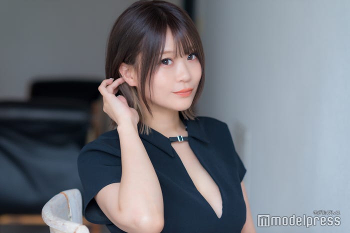 阿久津真央(C)モデルプレス