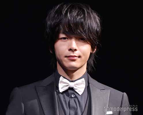 中村倫也、2019年最大ニュースは「横浜流星」 来年に向けて“おねだり”も<NEWS AWARDS 2019>