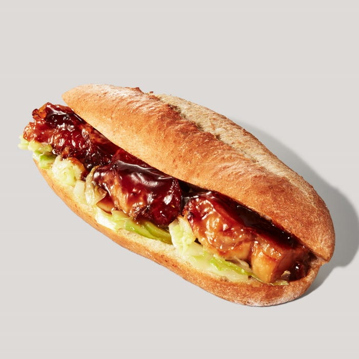 照り焼きチキン石窯フィローネ¥540(提供写真)