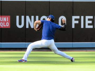 大谷翔平が“異例”調整 登板日2日前もブルペン入らず、入念キャッチボールで調整 左膝状態心配もロバーツ監督は予定通り18日レイズ戦先発言及
