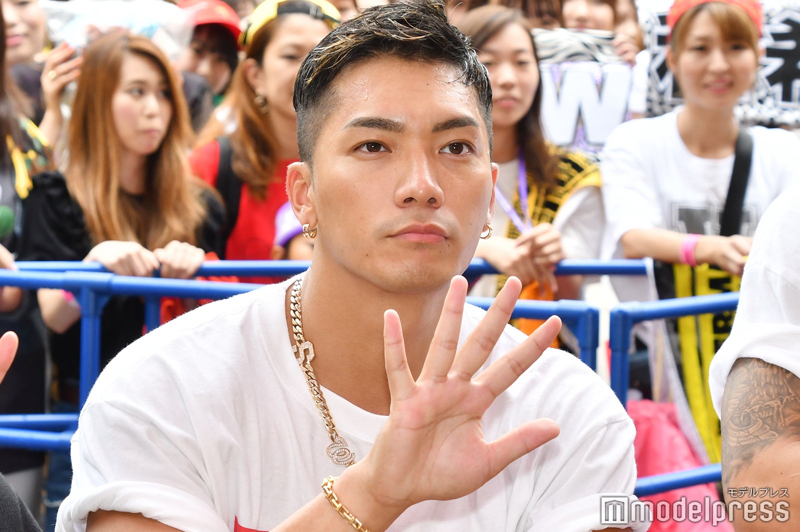 SWAY（C）モデルプレス