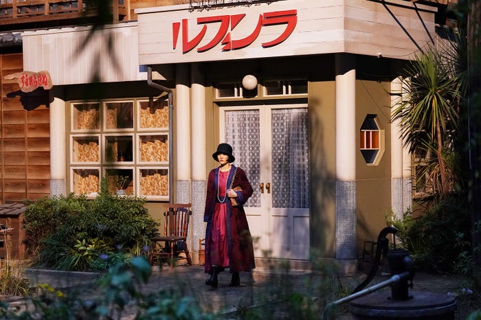 綾瀬はるか(C)2023「リボルバー・リリー」フィルムパートナーズ